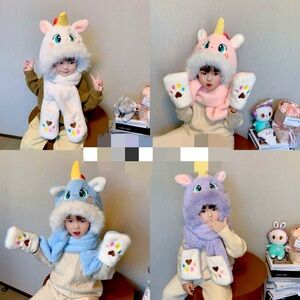 Unicorn hat scarf gloves three piece set